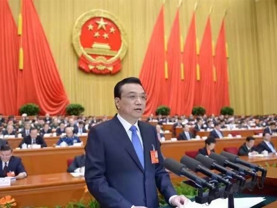 国务院总理李克强：鼓励旧楼加装电梯